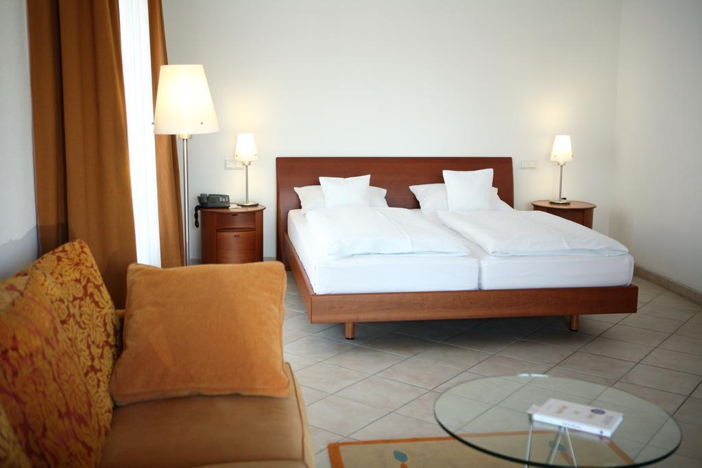 Maifeld Sport- Und Tagungshotel Βερλ Εξωτερικό φωτογραφία